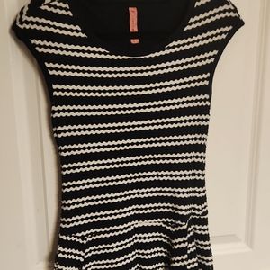 Eight Sixty Gray and white StripeDress M